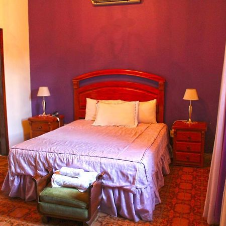 Ross Char Hotel Asunción Zewnętrze zdjęcie