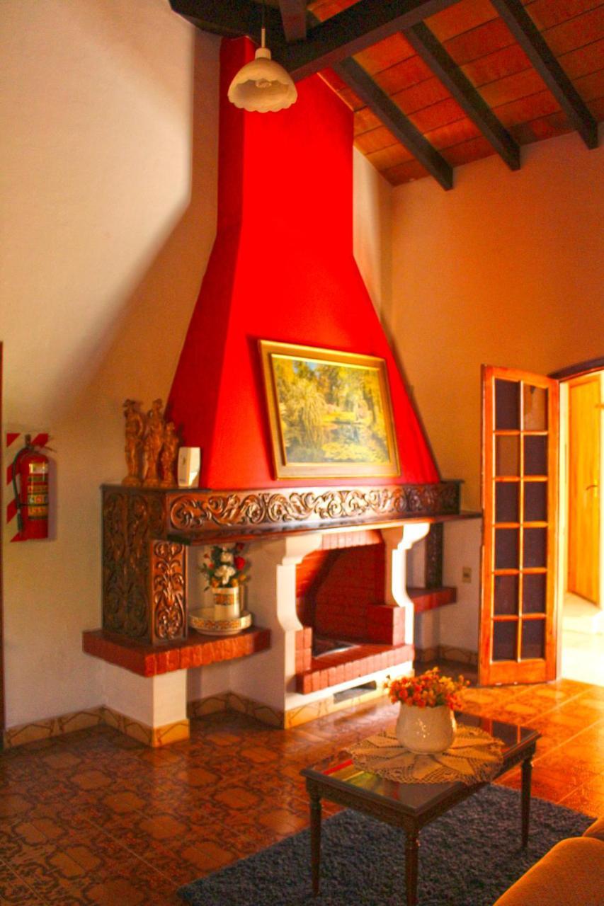 Ross Char Hotel Asunción Zewnętrze zdjęcie