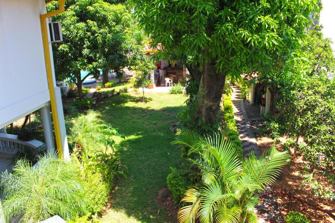 Ross Char Hotel Asunción Zewnętrze zdjęcie