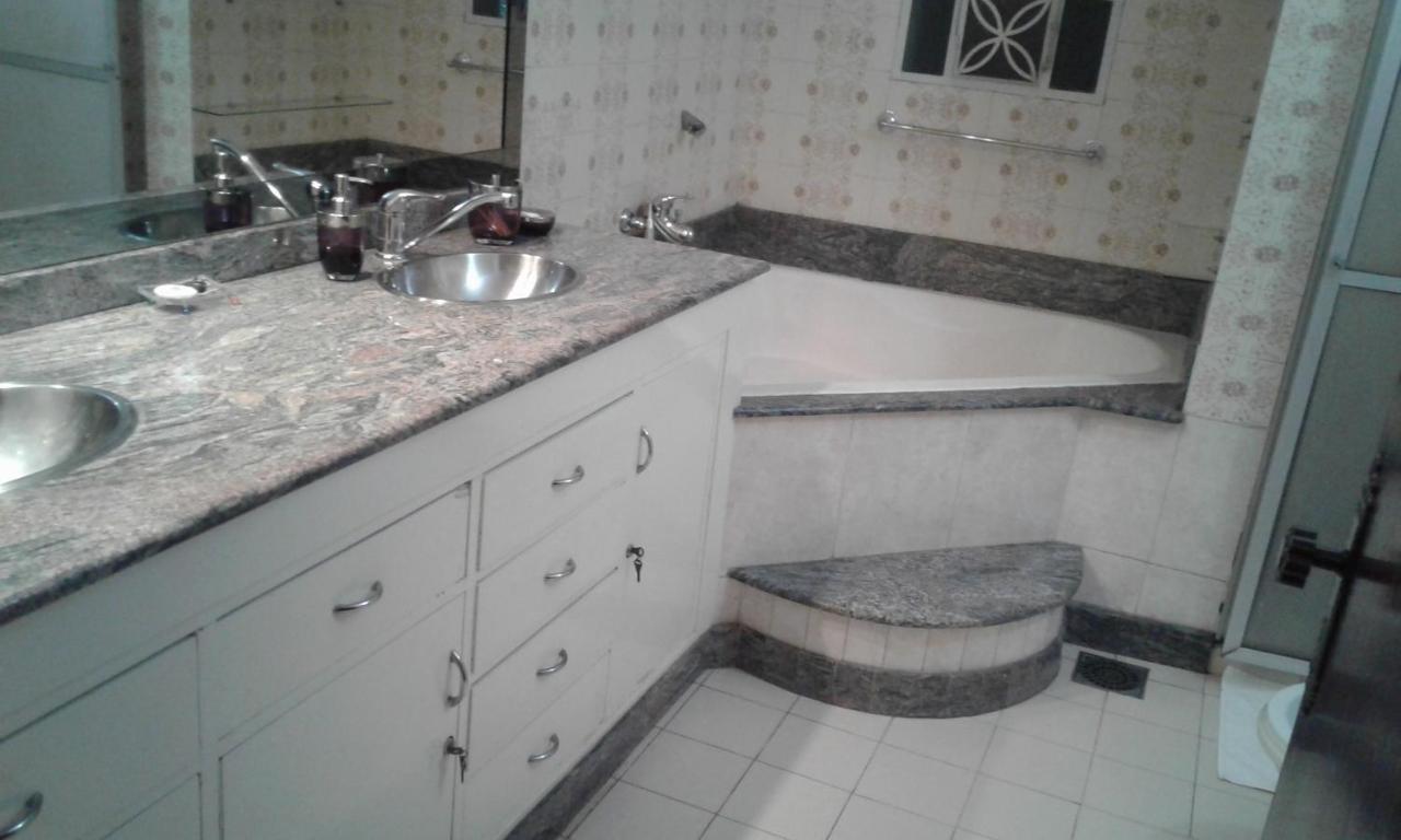 Ross Char Hotel Asunción Zewnętrze zdjęcie